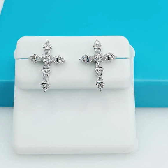 - "925 Sterling Silver CZ Beautiful Earrings for Women, 1USPAR4112 - Picture 9 of 11